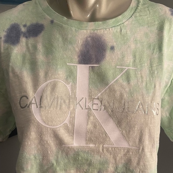Calvin Klein Pastel Tie-Dye cropped T-Shirt NWOT Sz. Small - Picture 6 of 7